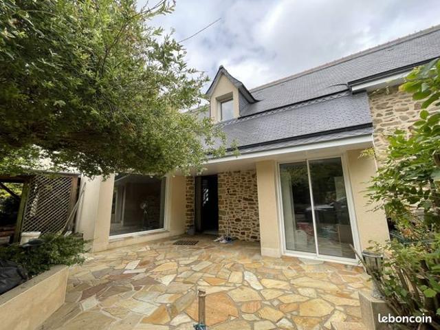 Propriété 10 pièces 271 m²