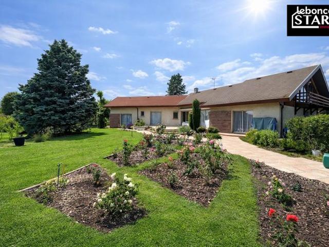 Propriété 10 pièces 272 m²