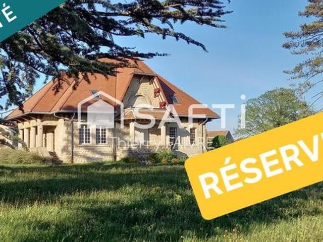 Propriété 10 pièces 274 m²