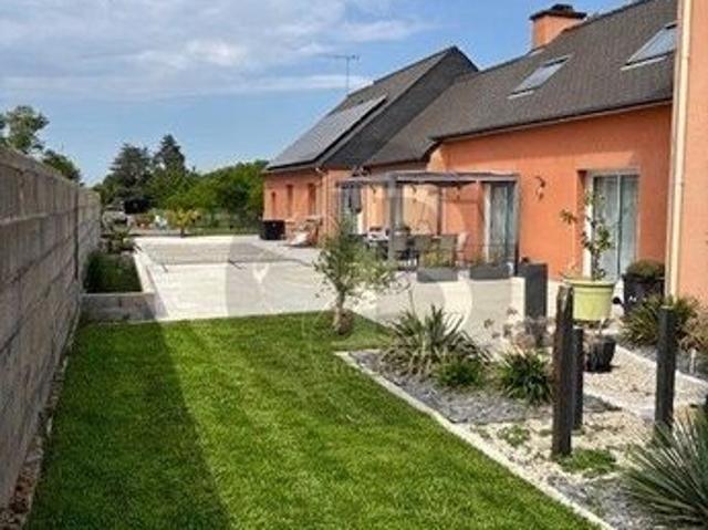 Propriété 10 pièces 274 m²