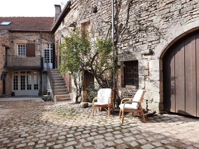 Propriété 10 pièces 274 m²