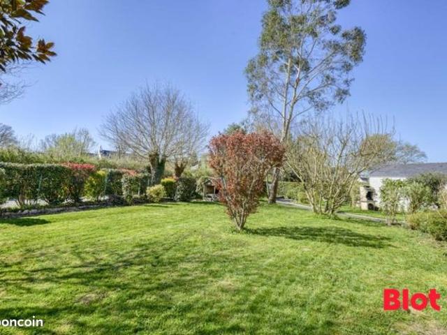 Propriété 10 pièces 274 m²
