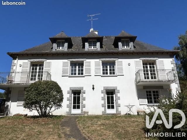Propriété 10 pièces 275 m²