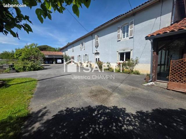 Propriété 10 pièces 276 m²