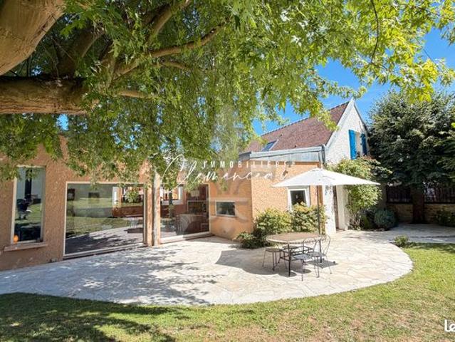Propriété 10 pièces 279 m²