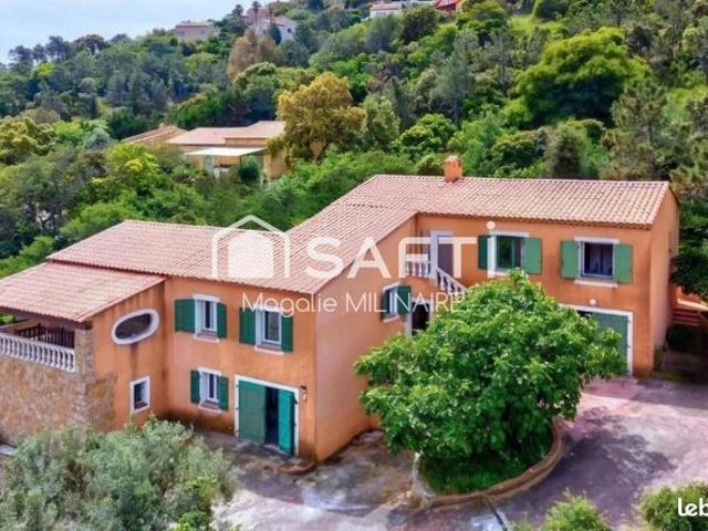 Propriété 10 pièces 283 m²