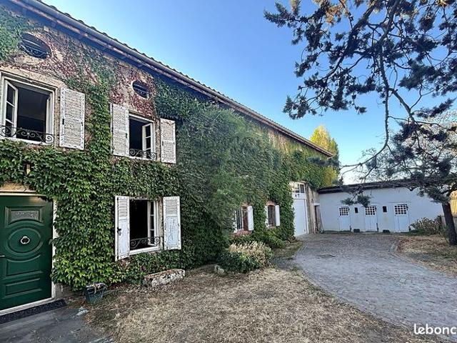 Propriété 10 pièces 280 m²