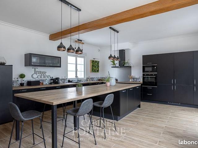 Propriété 10 pièces 280 m²