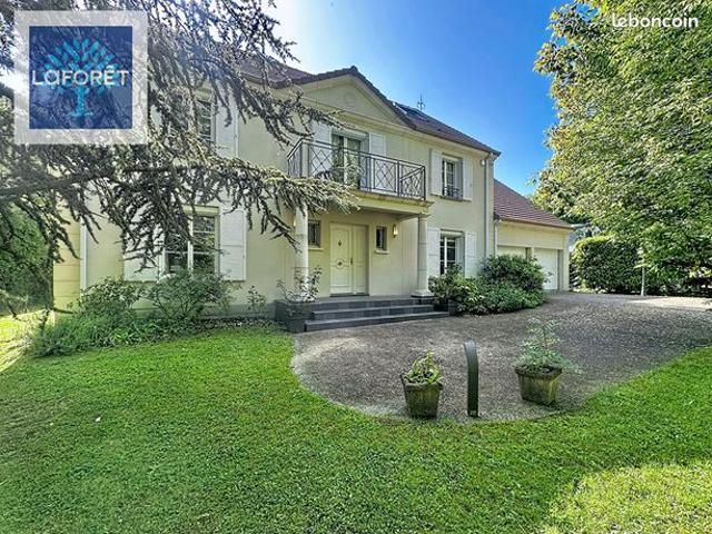 Propriété 10 pièces 280 m²