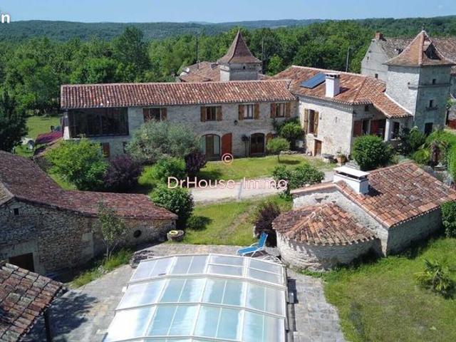 Propriété 10 pièces 280 m²