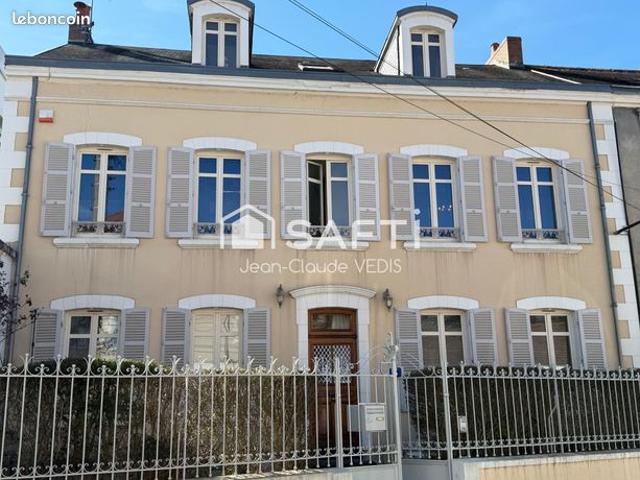 Propriété 10 pièces 280 m²