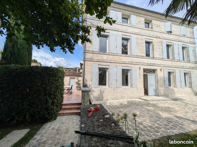 Propriété 10 pièces 281 m²