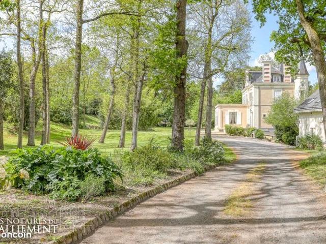 Propriété 10 pièces 282 m²