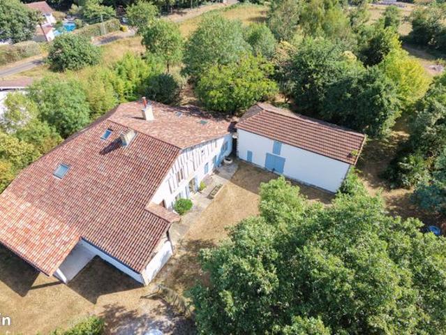 Propriété 10 pièces 287 m²