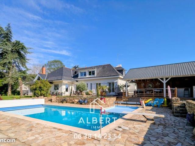 Propriété 10 pièces 285 m²