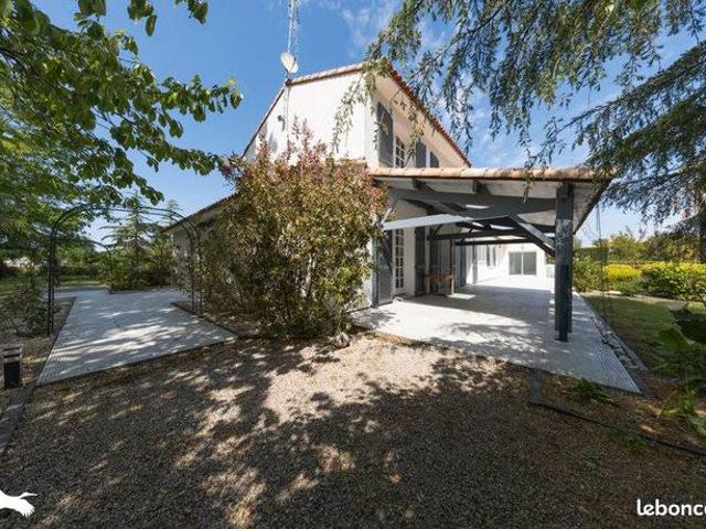 Propriété 10 pièces 285 m²