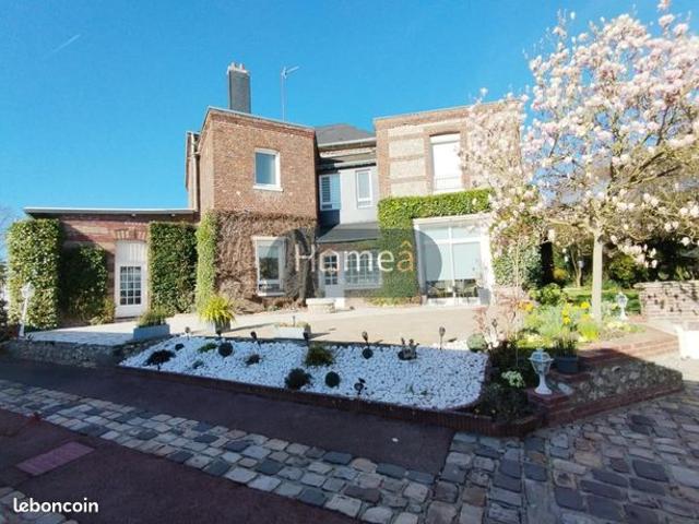 Propriété 10 pièces 286 m²