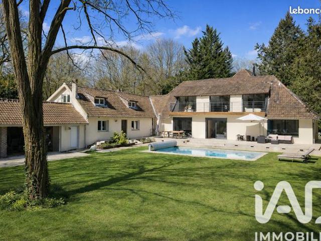 Propriété 10 pièces 289 m²