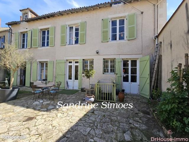 Propriété 10 pièces 290 m²