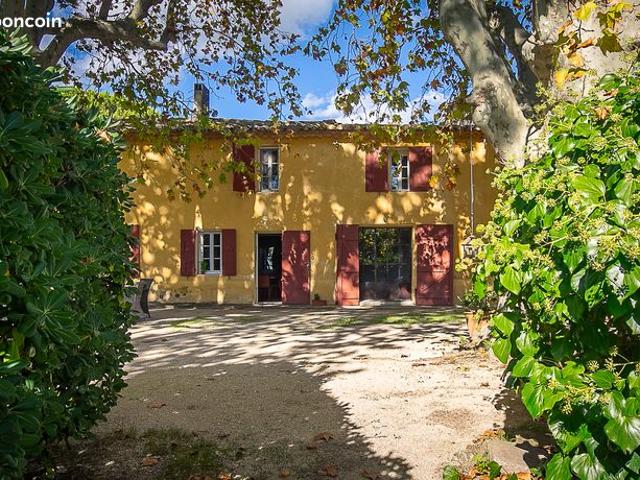 Propriété 10 pièces 290 m²