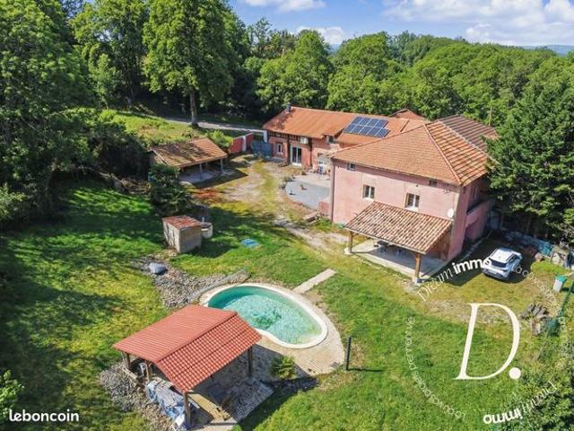 Propriété 10 pièces 291 m²