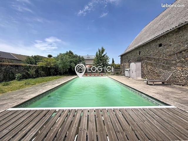 Propriété 10 pièces 297 m²