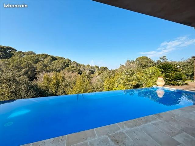 Propriété 10 pièces 295 m²