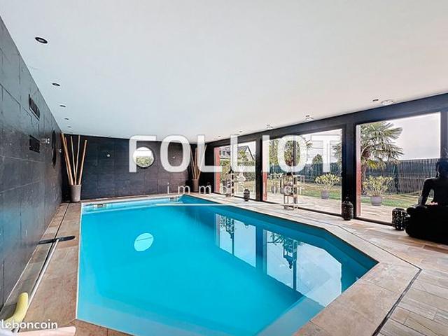 Propriété 10 pièces 295 m²