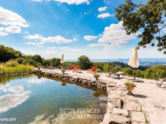 Propriété 10 pièces 298 m²