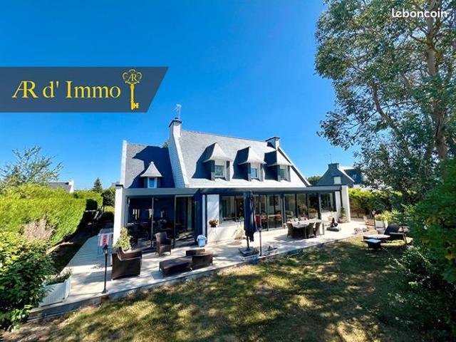 Propriété 10 pièces 200 m²