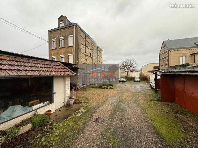 Propriété 10 pièces 200 m²