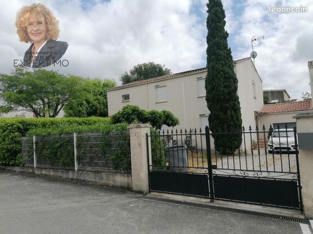 Propriété 10 pièces 200 m²