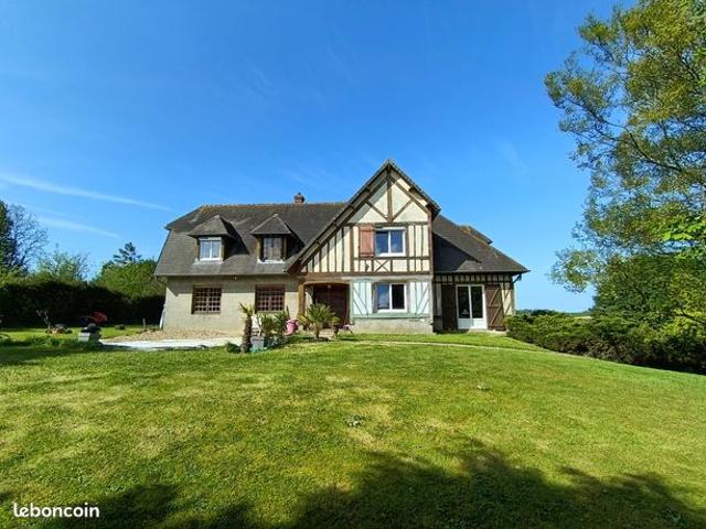 Propriété 10 pièces 213 m²