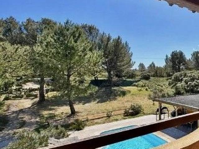 Propriété 10 pièces 213 m²