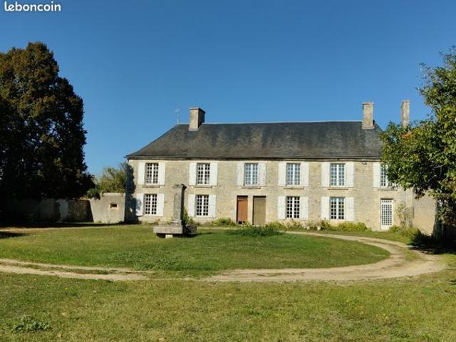 Propriété 10 pièces 213 m²