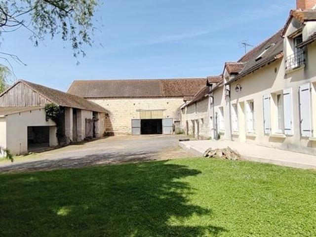 Propriété 10 pièces 210 m²