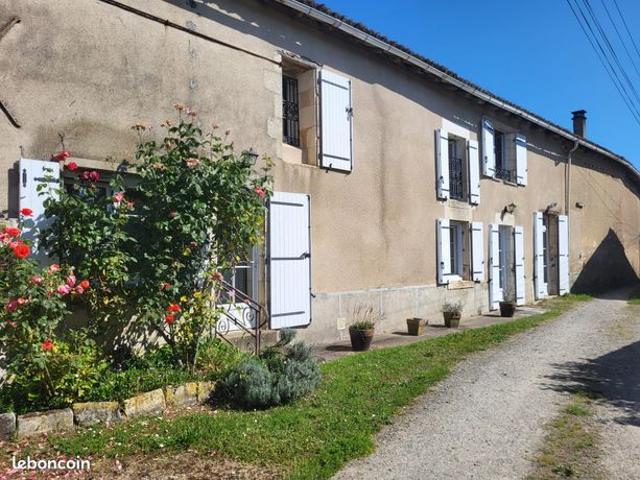Propriété 10 pièces 210 m²