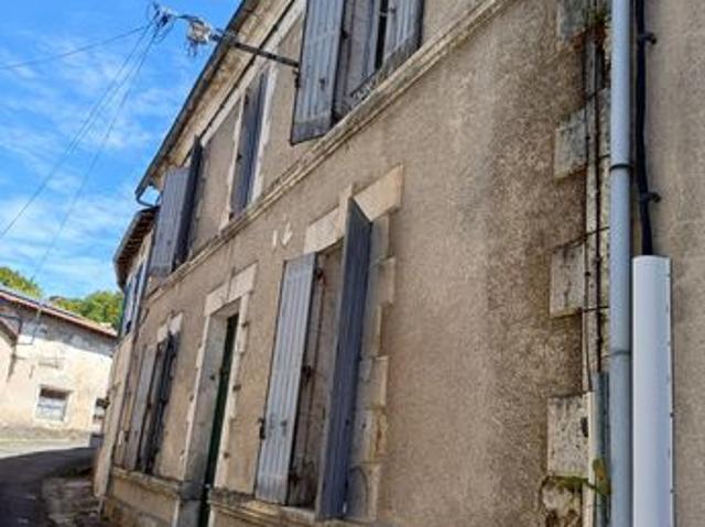 Propriété 10 pièces 217 m²