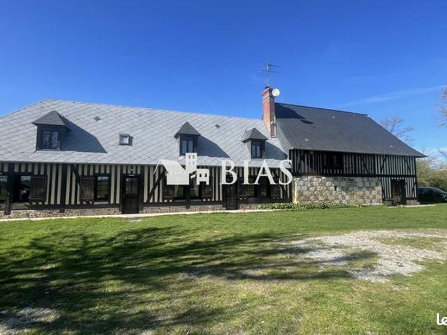 Propriété 10 pièces 223 m²
