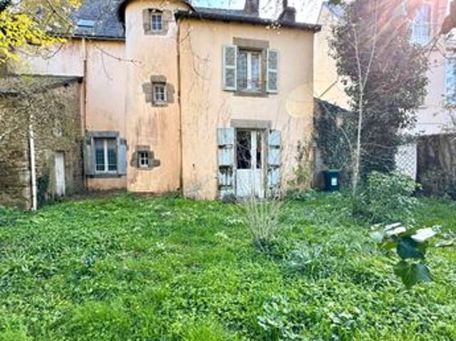 Propriété 10 pièces 220 m²