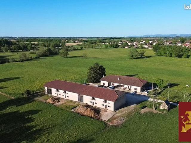 Propriété 10 pièces 224 m²