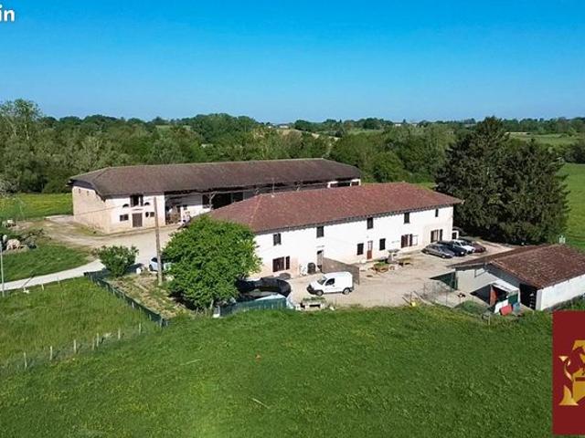 Propriété 10 pièces 224 m²