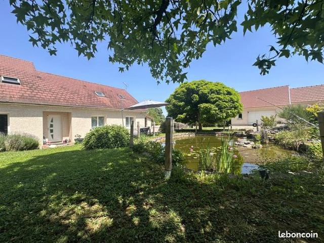 Propriété 10 pièces 224 m²