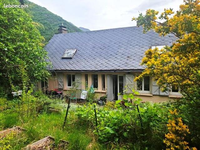 Propriété 10 pièces 230 m²