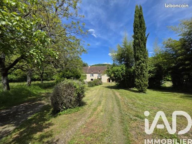 Propriété 10 pièces 230 m²