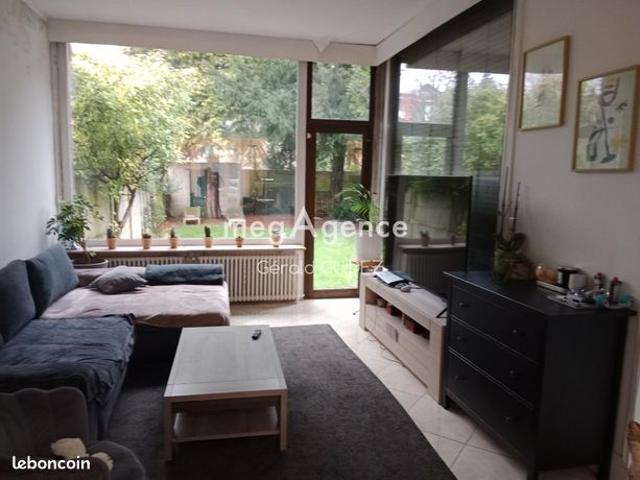 Propriété 10 pièces 230 m²