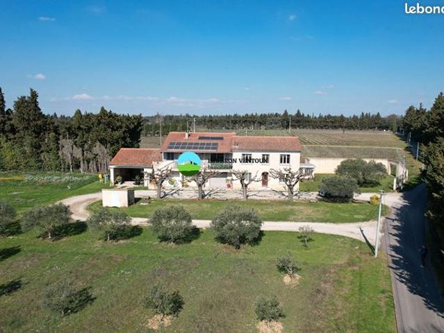 Propriété 10 pièces 230 m²