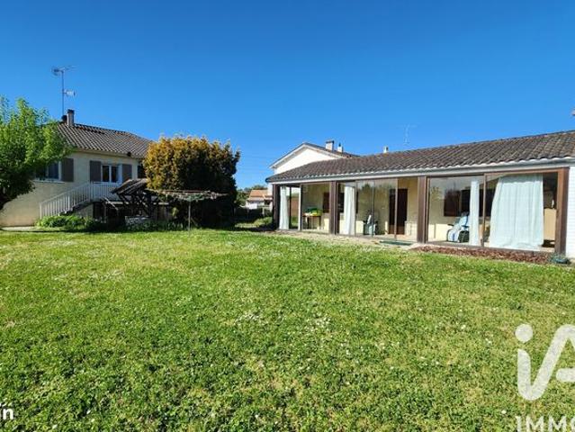Propriété 10 pièces 235 m²