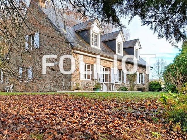 Propriété 10 pièces 235 m²