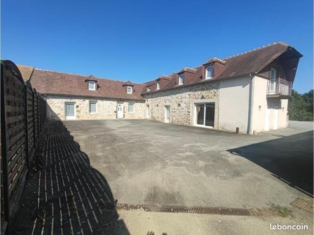 Propriété 10 pièces 238 m²